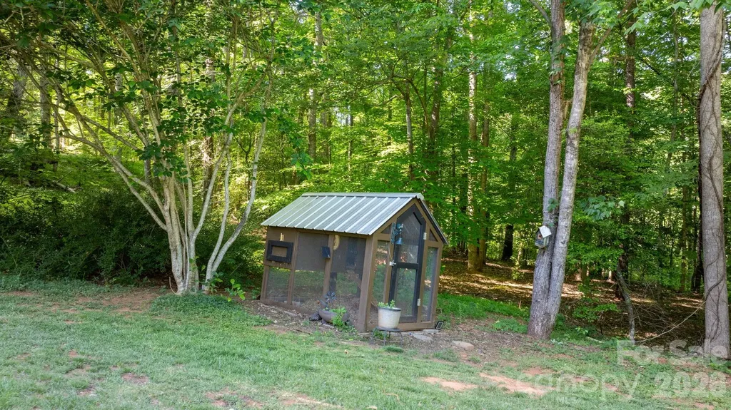 3355 Helton Hartley Place Lenoir NC 28645