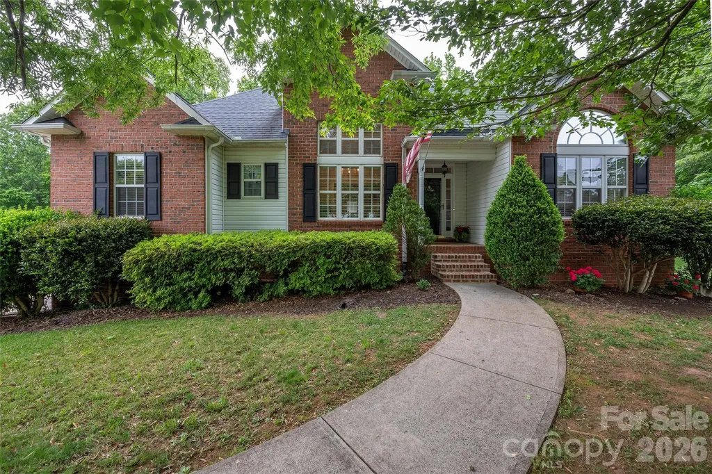 144 High Meadows Road Advance NC 27006