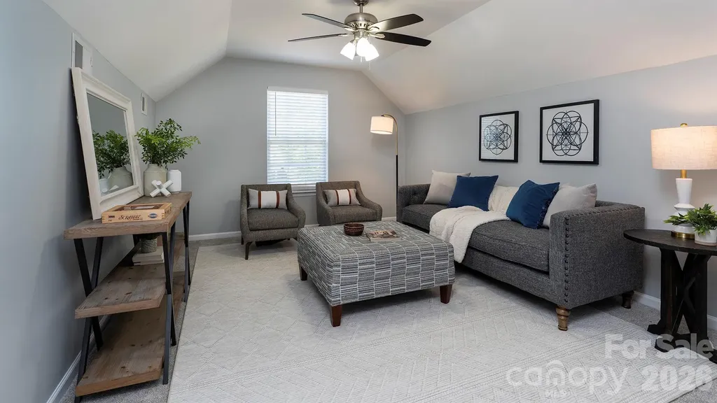 4315 Clymer Court Charlotte NC 28269