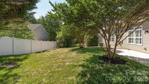 4315 Clymer Court Charlotte NC 28269