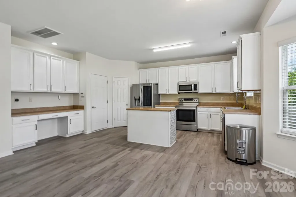 9621 Rothman Lane Charlotte NC 28215