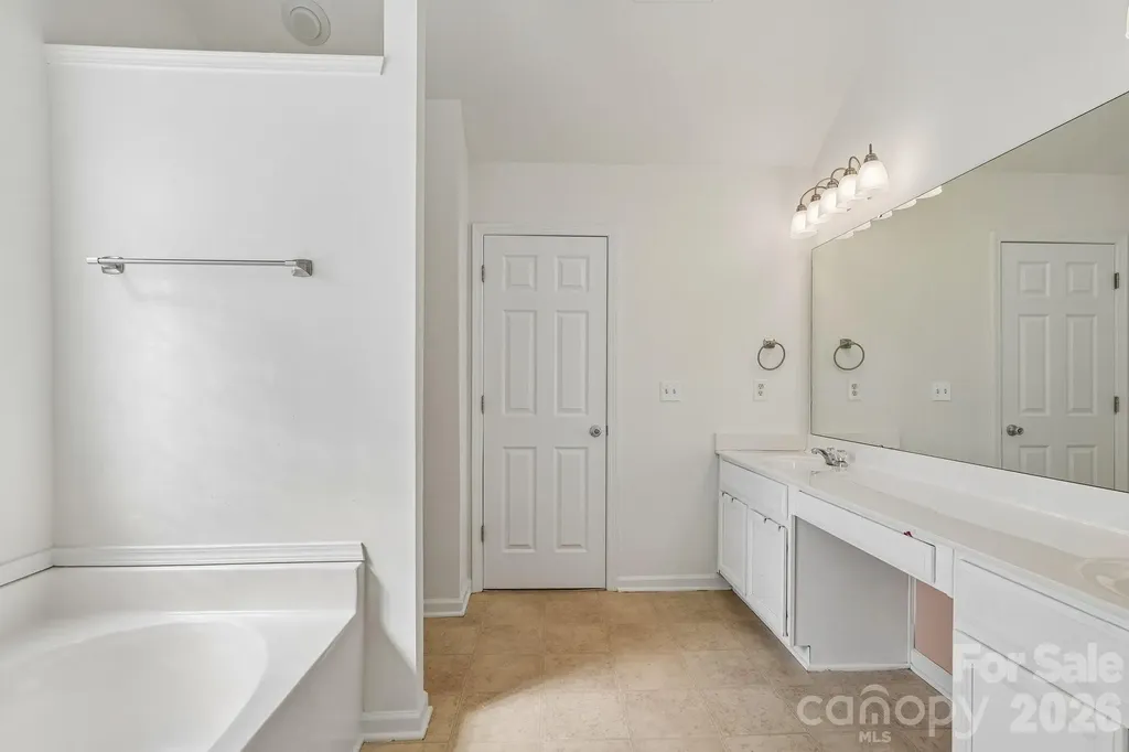 9621 Rothman Lane Charlotte NC 28215