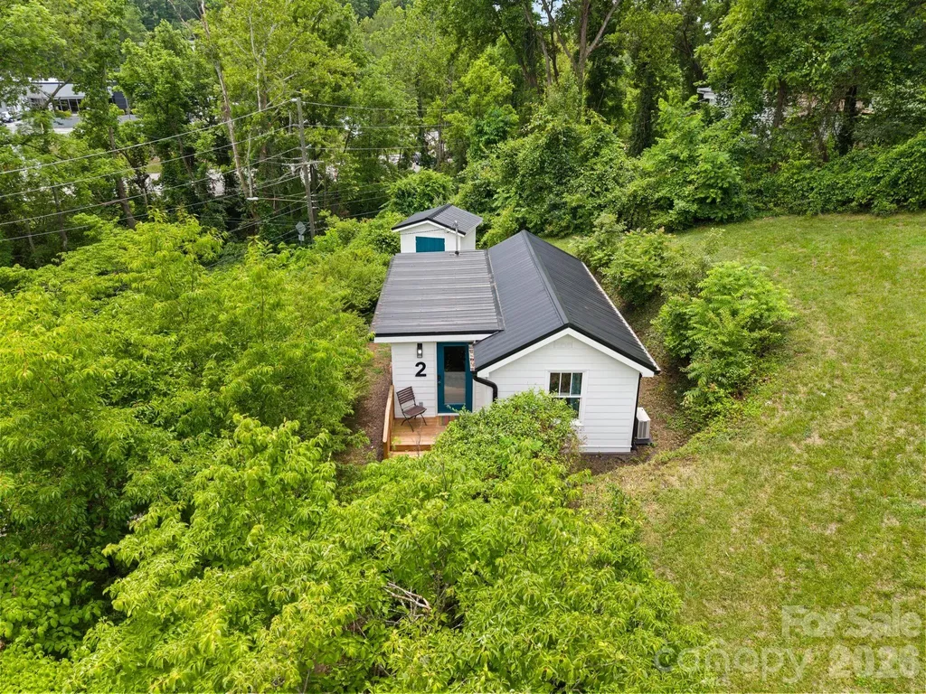 2 Laban Lane Asheville NC 28805