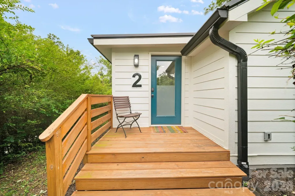 2 Laban Lane Asheville NC 28805