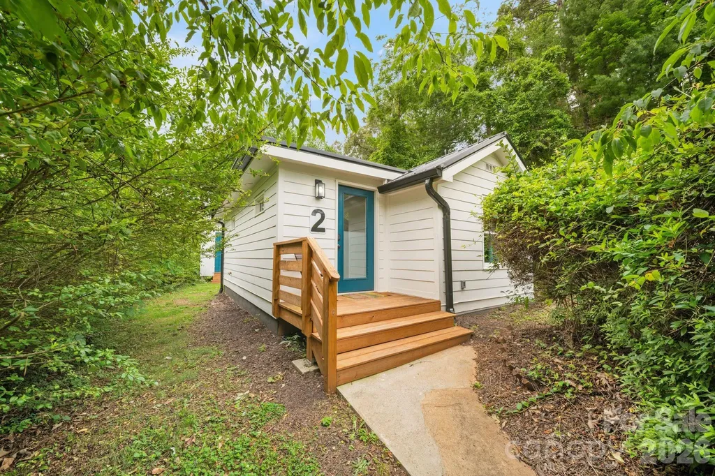 2 Laban Lane Asheville NC 28805
