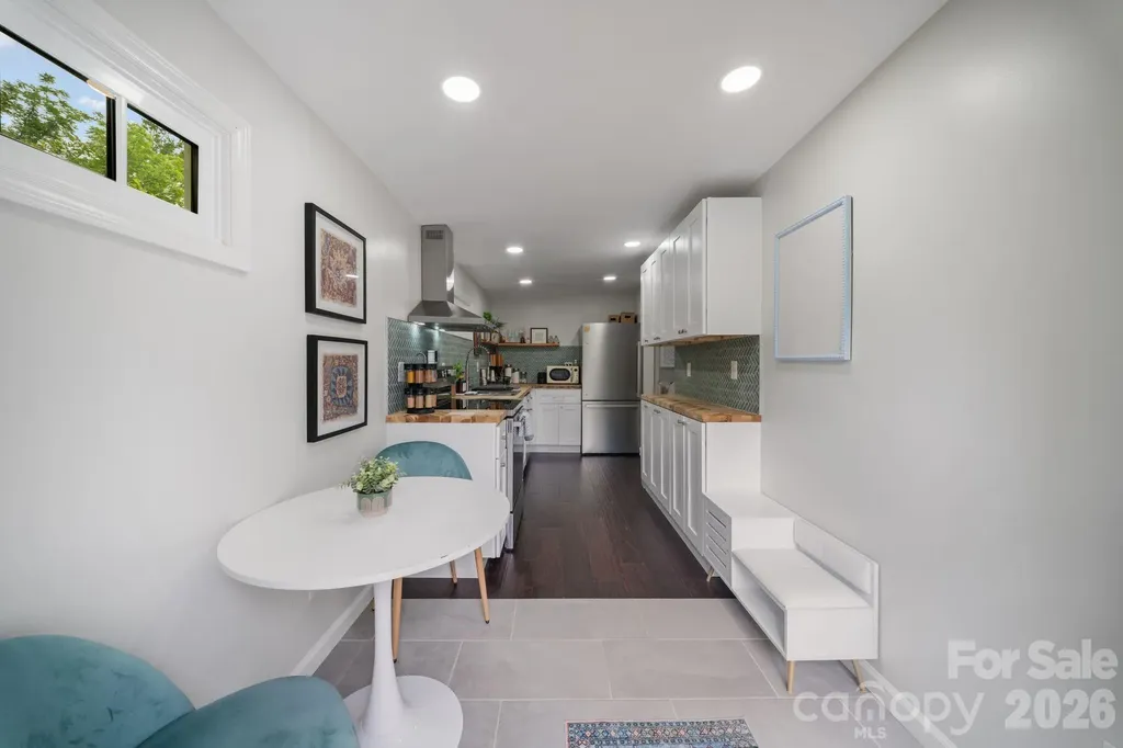 2 Laban Lane Asheville NC 28805