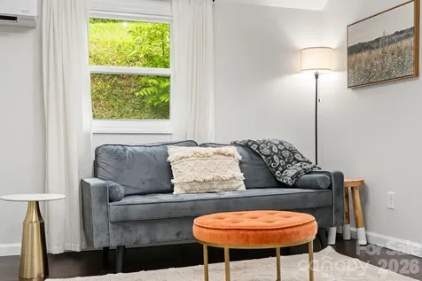 2 Laban Lane Asheville NC 28805