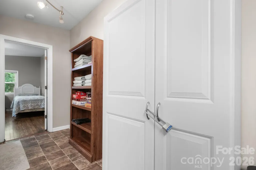 160 & 164 Arlington Street Forest City NC 28043