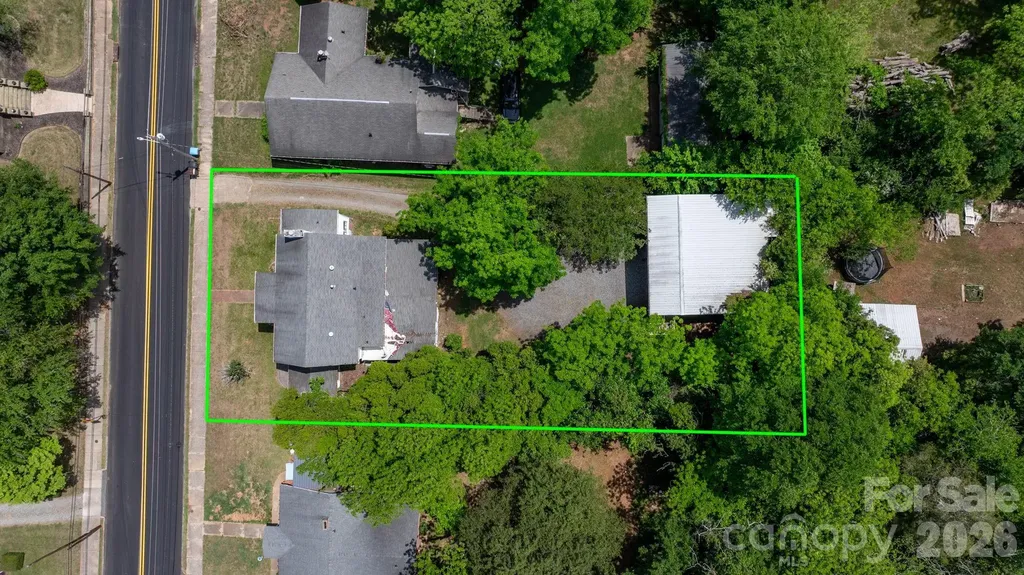 160 & 164 Arlington Street Forest City NC 28043