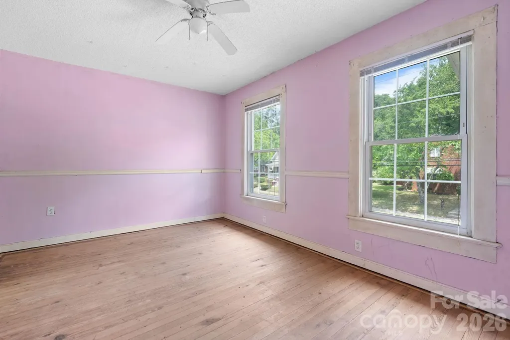 160 & 164 Arlington Street Forest City NC 28043