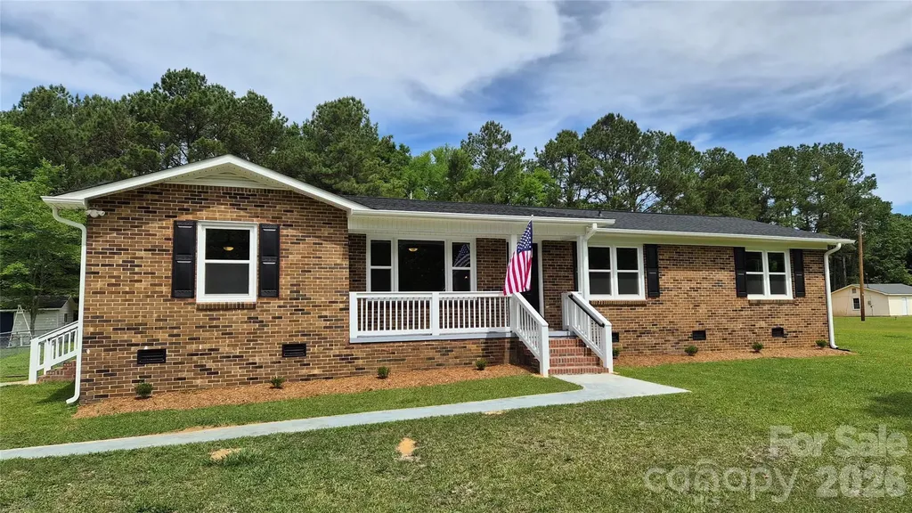2047 John Everall Road Lancaster SC 29720