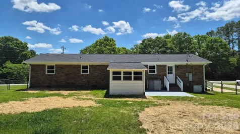 2047 John Everall Road Lancaster SC 29720