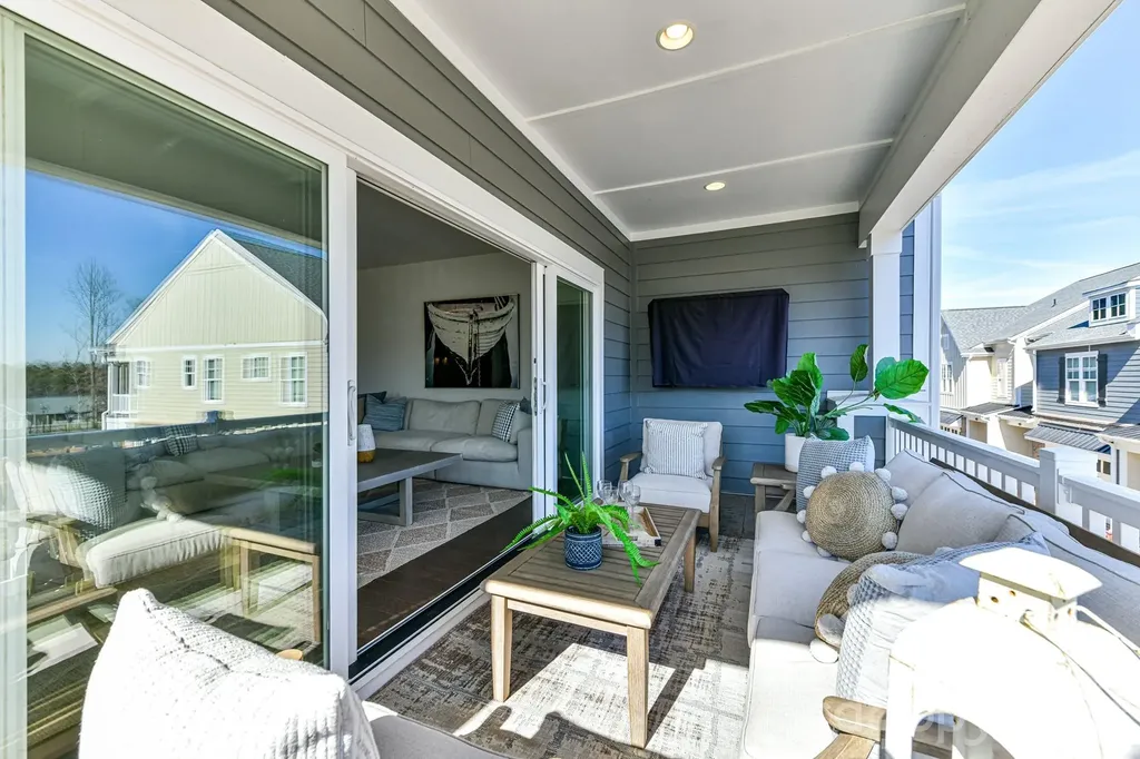 212 Wesser Street Davidson NC 28036