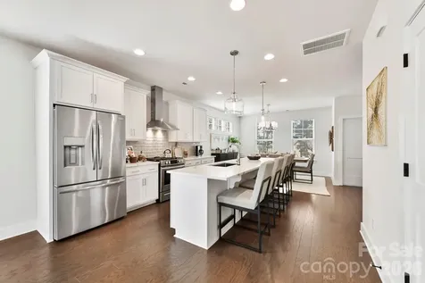 212 Wesser Street Davidson NC 28036
