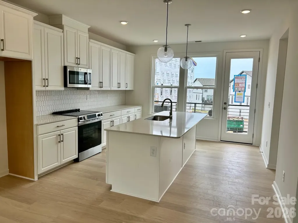 1836 Alexander Village Main Drive Charlotte NC 28262