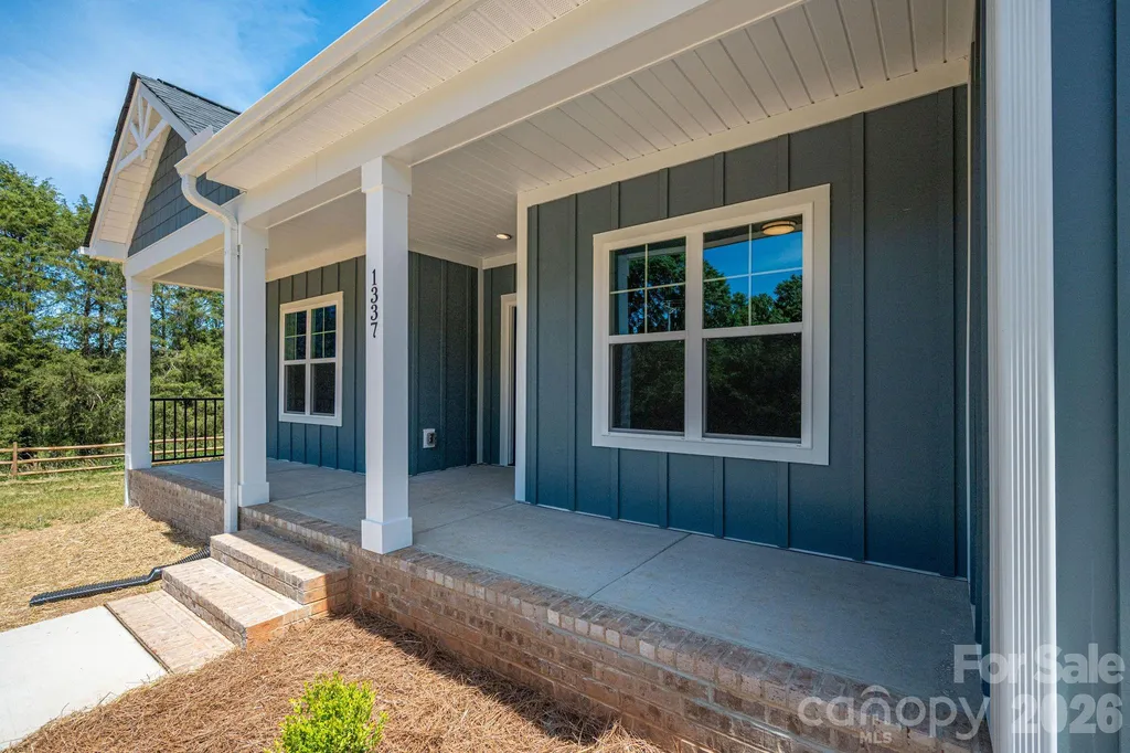 1337 Zeb Haynes Road Maiden NC 28650