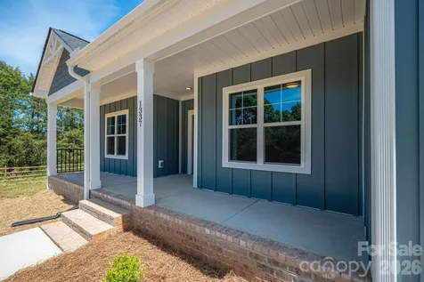 1337 Zeb Haynes Road Maiden NC 28650