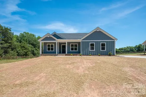 1337 Zeb Haynes Road Maiden NC 28650