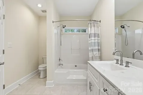 2800 Wingfield Place Charlotte NC 28210
