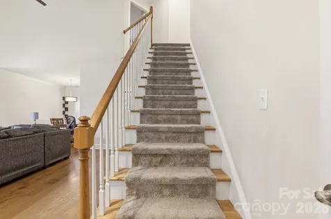 2800 Wingfield Place Charlotte NC 28210