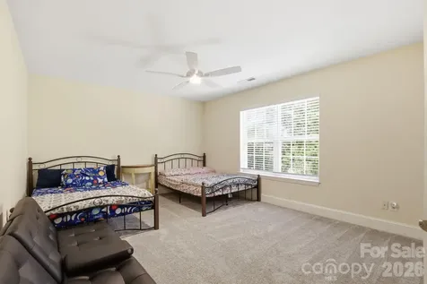 2800 Wingfield Place Charlotte NC 28210