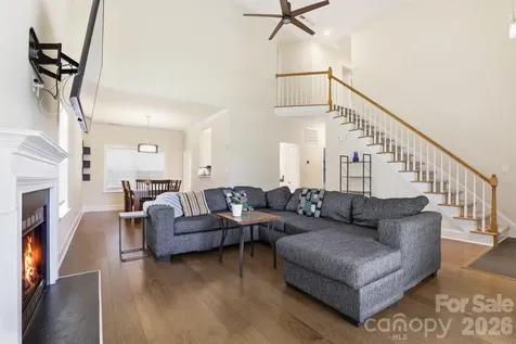 2800 Wingfield Place Charlotte NC 28210