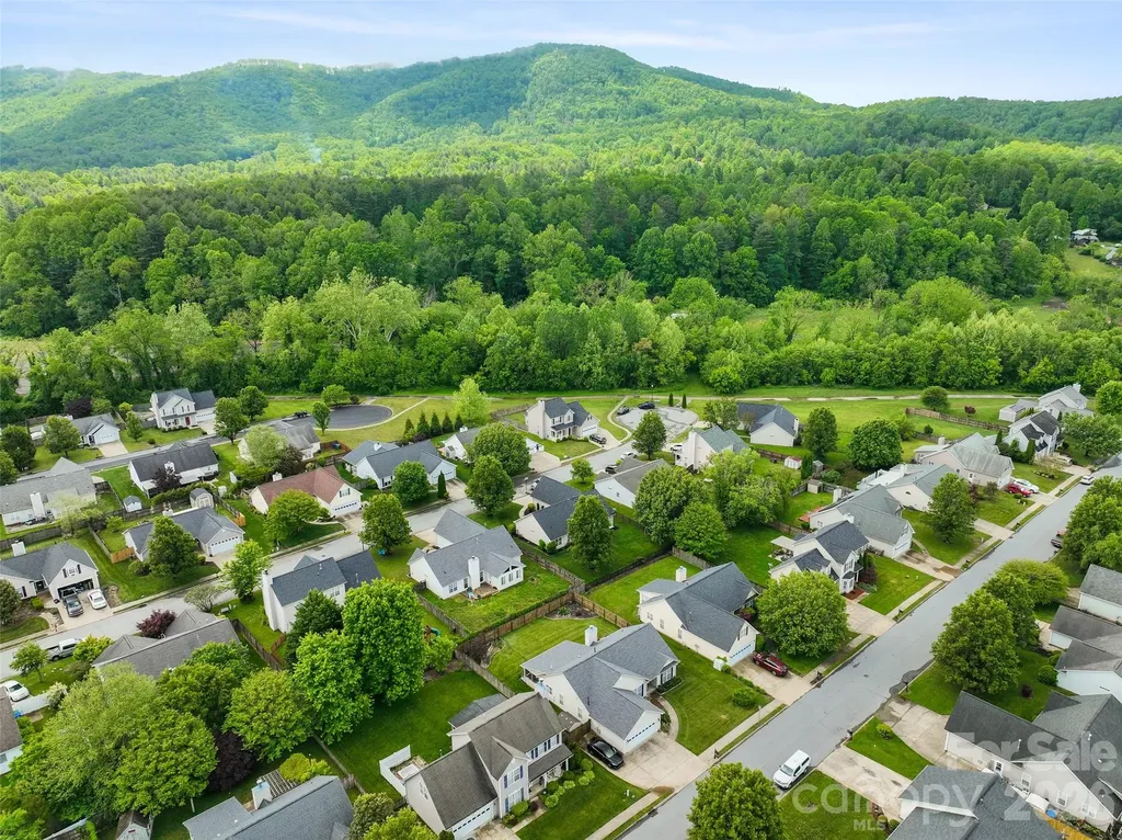 182 Misty Valley Road Fletcher NC 28732