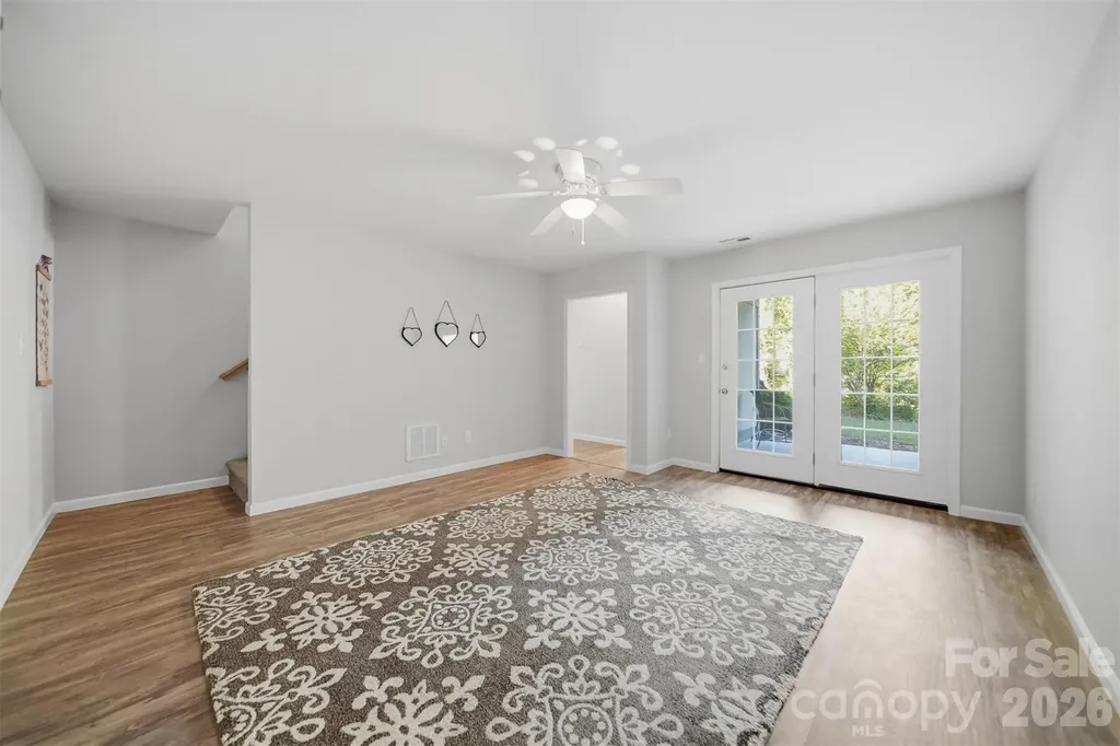 19 Heron Cove Loop Hickory NC 28601