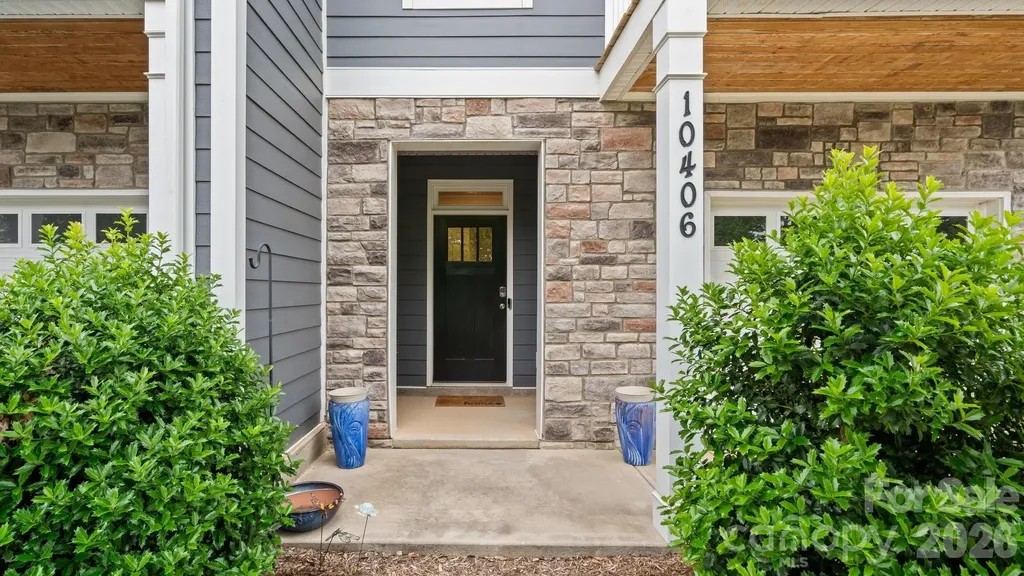 10406 Glenmere Creek Circle Charlotte NC 28262