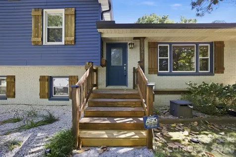 1941 Bentley Place Charlotte NC 28205