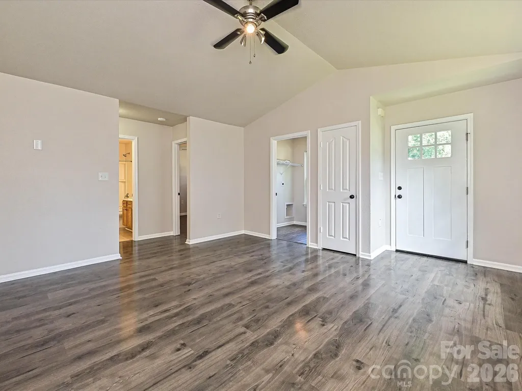 6302 Summerour Place Charlotte NC 28214