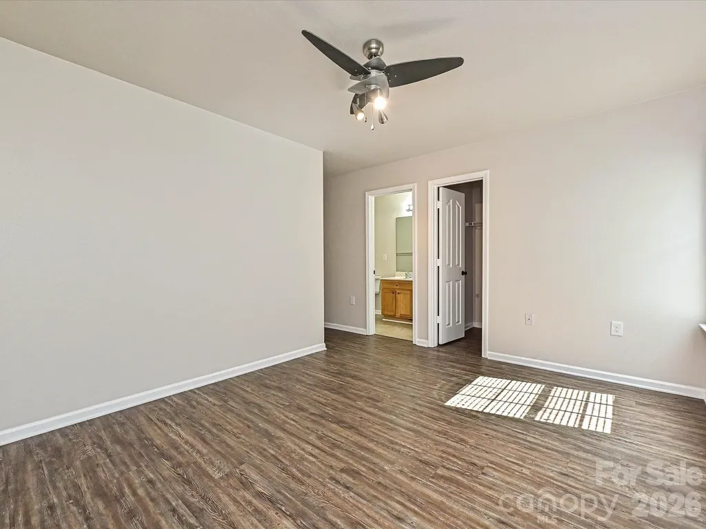 6302 Summerour Place Charlotte NC 28214