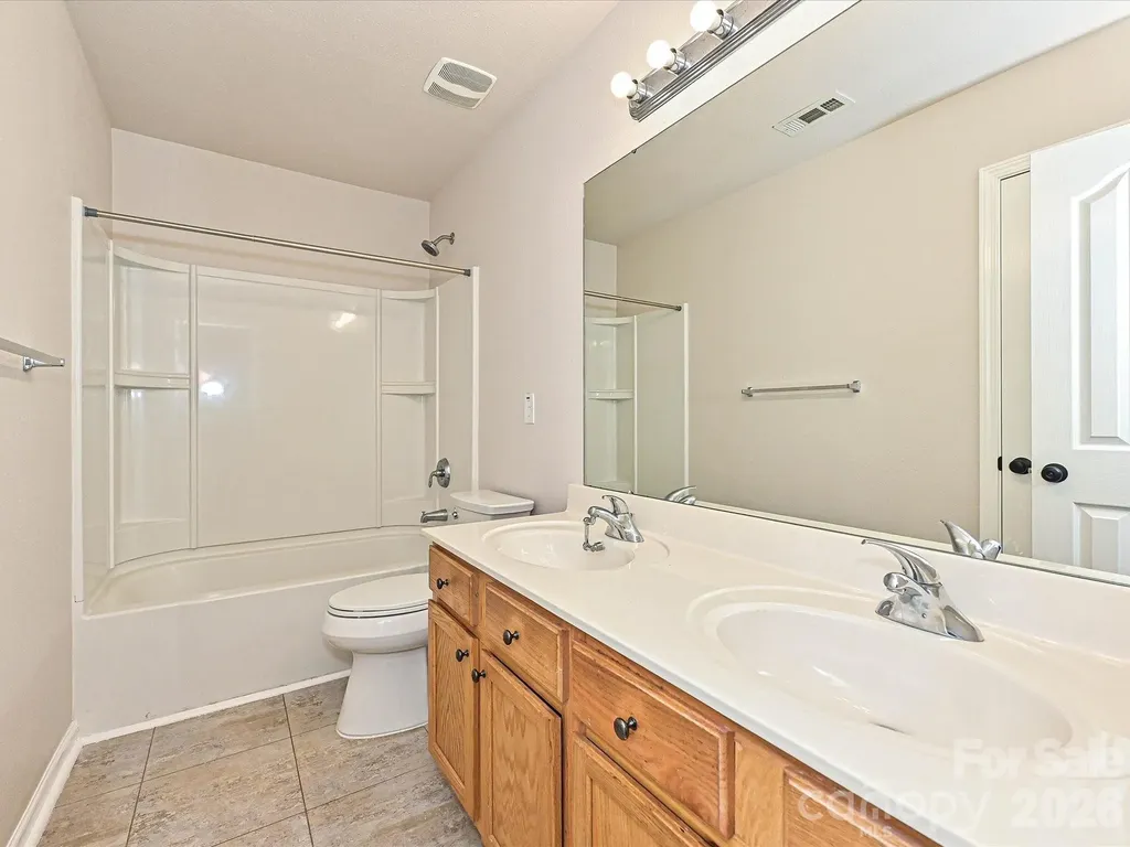 6302 Summerour Place Charlotte NC 28214