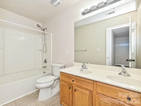 6302 Summerour Place Charlotte NC 28214