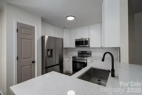 3119 Mintleaf Drive Charlotte NC 28269