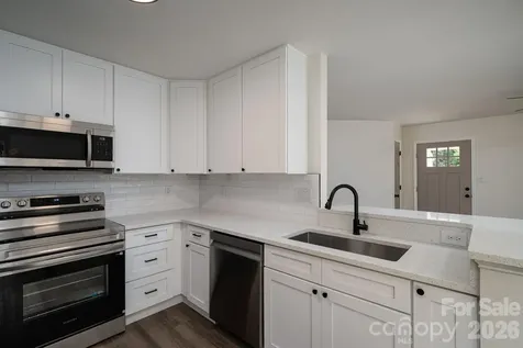 3119 Mintleaf Drive Charlotte NC 28269