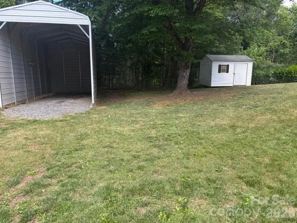 242 Edgewood Circle Morganton NC 28655