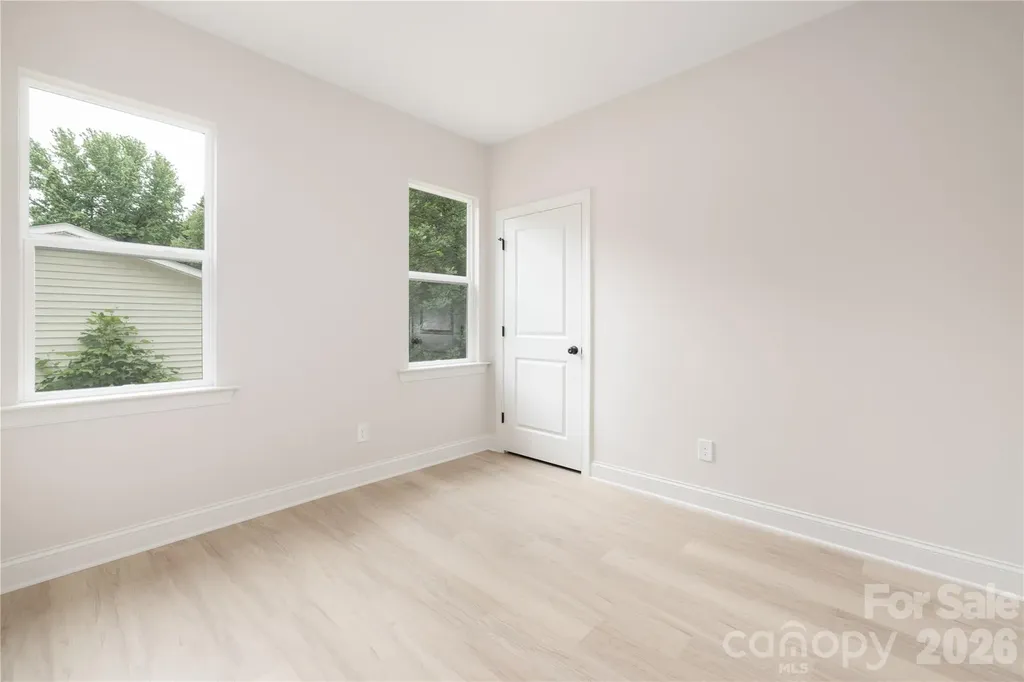 6633 Terry Lane Charlotte NC 28215