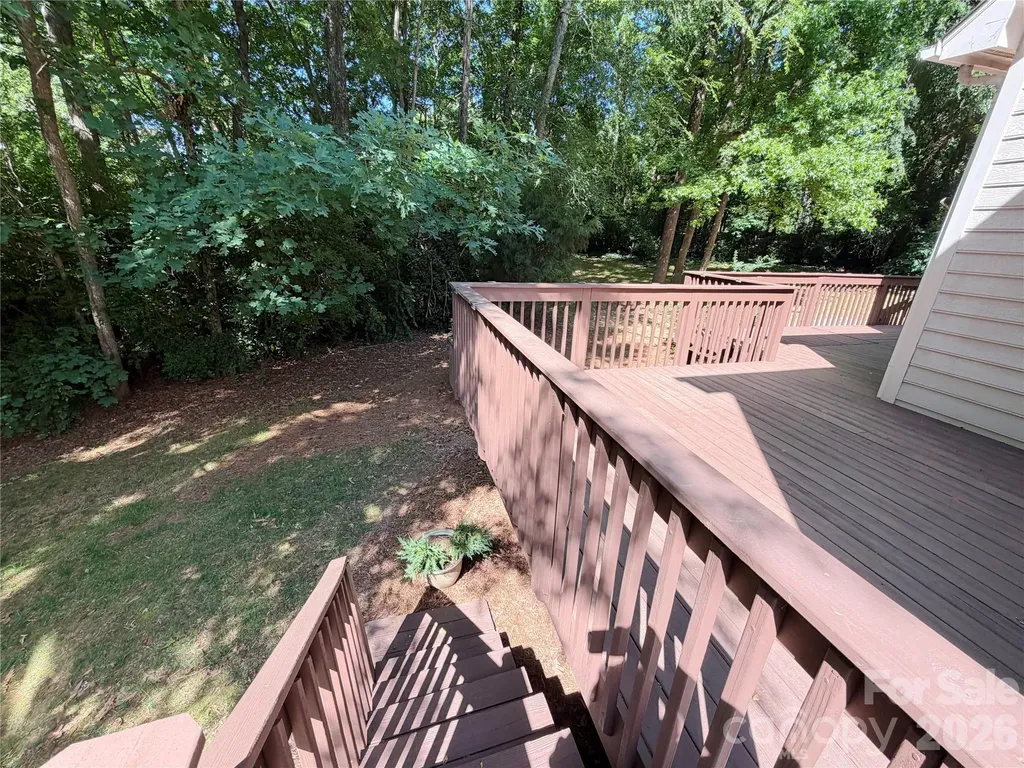 6000 Hunter Lane Matthews NC 28104