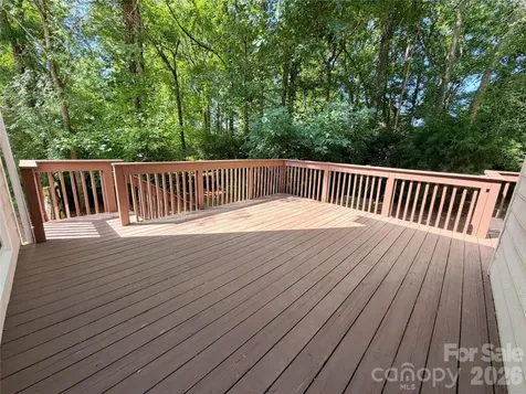 6000 Hunter Lane Matthews NC 28104