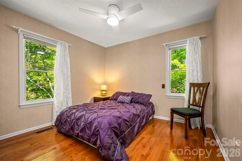 66 Oakwood Lane Columbus NC 28722