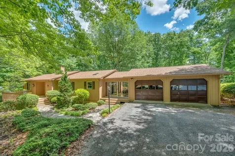 66 Oakwood Lane Columbus NC 28722