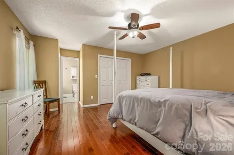 66 Oakwood Lane Columbus NC 28722