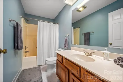 66 Oakwood Lane Columbus NC 28722