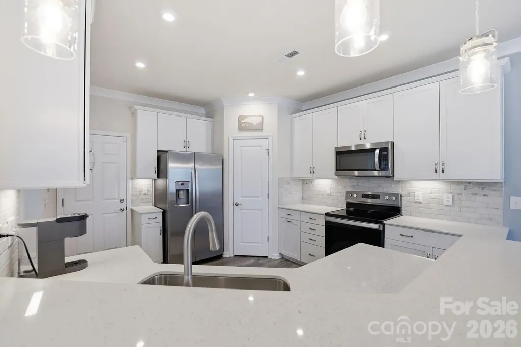 23006 Clarabelle Drive Charlotte NC 28273
