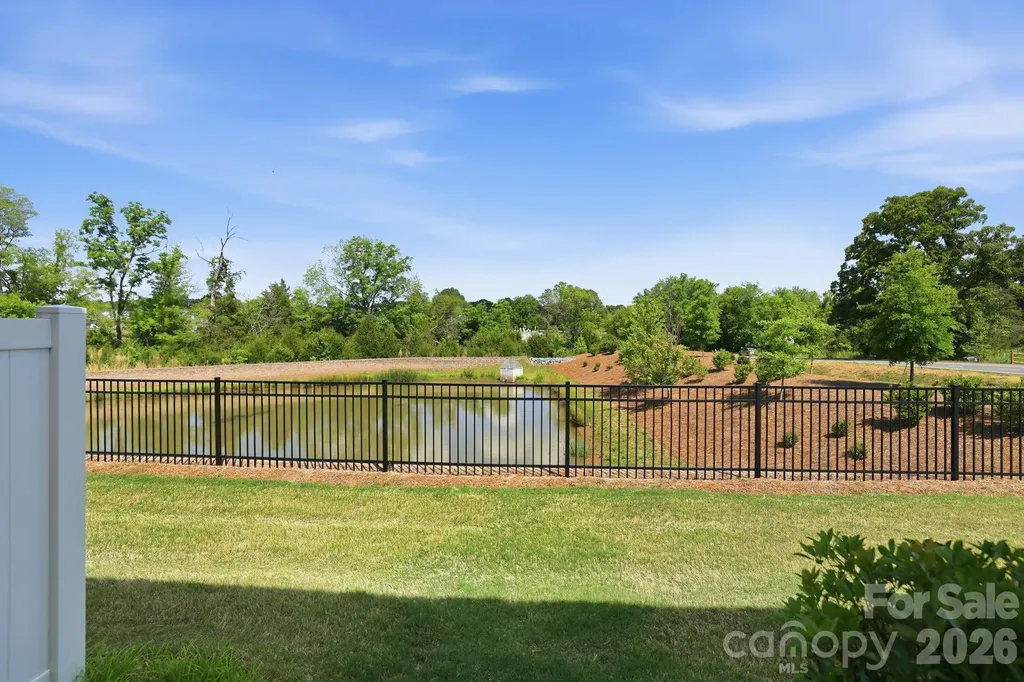23006 Clarabelle Drive Charlotte NC 28273