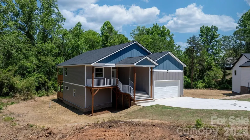 41 Tennyson Drive Taylorsville NC 28681