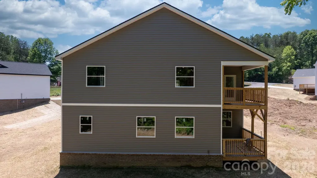 41 Tennyson Drive Taylorsville NC 28681