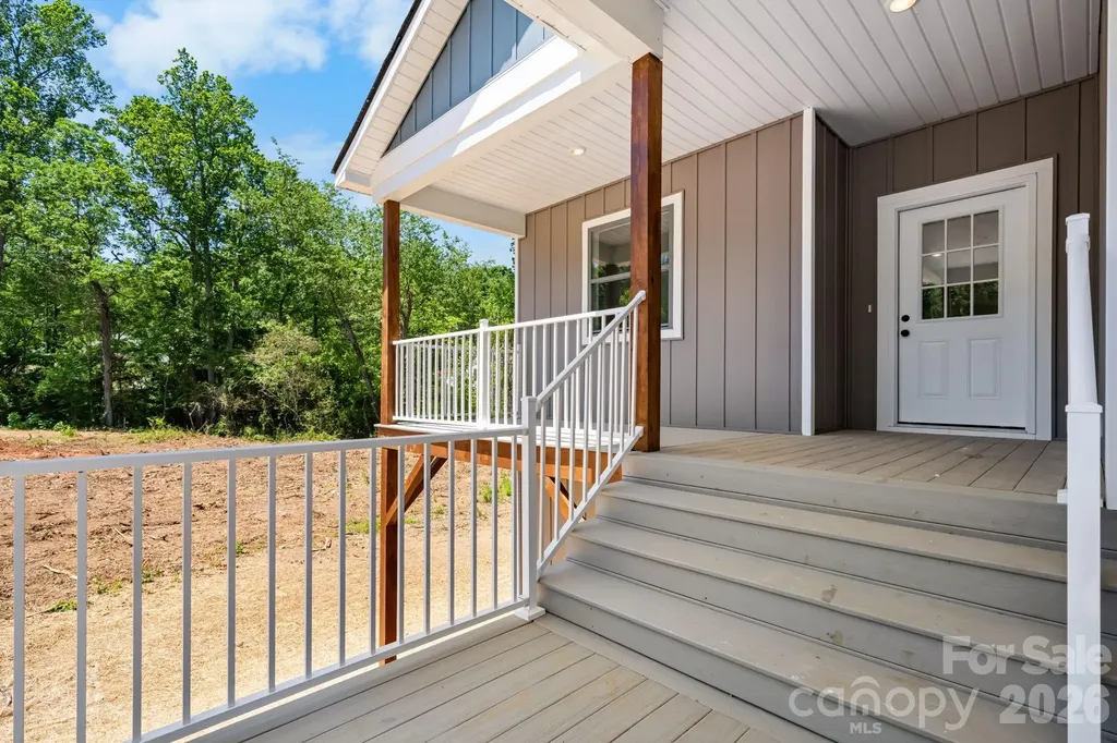 41 Tennyson Drive Taylorsville NC 28681