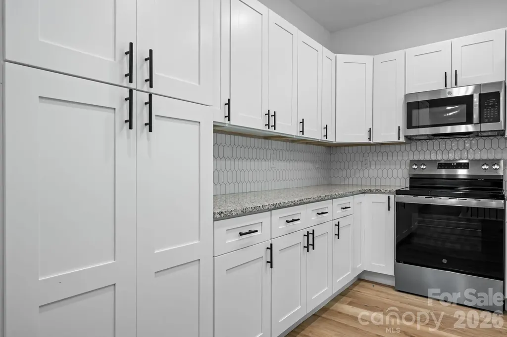41 Tennyson Drive Taylorsville NC 28681